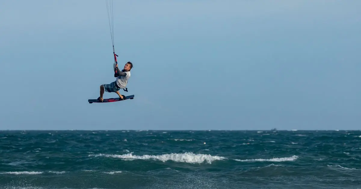 Les meilleures astuces pour réussir votre première session de kite-surf